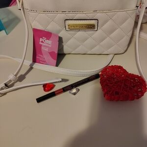 Juicy Couture White Quilted Crossbody Bag With Eyeliner And Sample All Inclusive